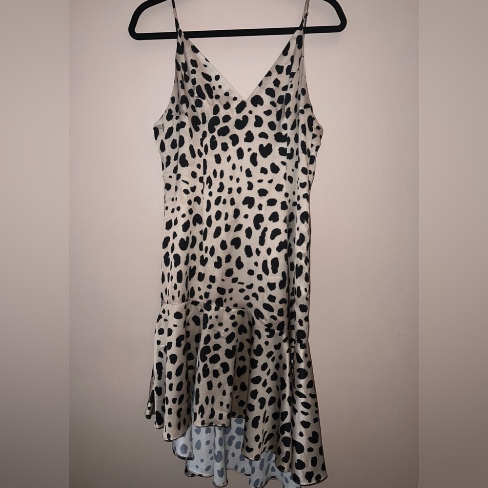 AQUA Champagne Leopard Midi Dress🐆